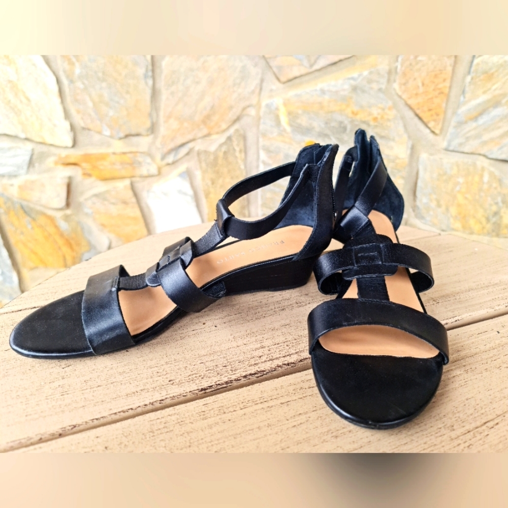 Franco Sarto Wedge Heel Open Toe Zip Back Leather EUC Size 8M